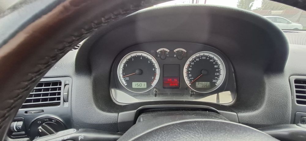 Se vinde VW Bora 1.6 16V