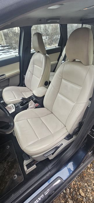 Volvo v50 2.0D комби 2007г.