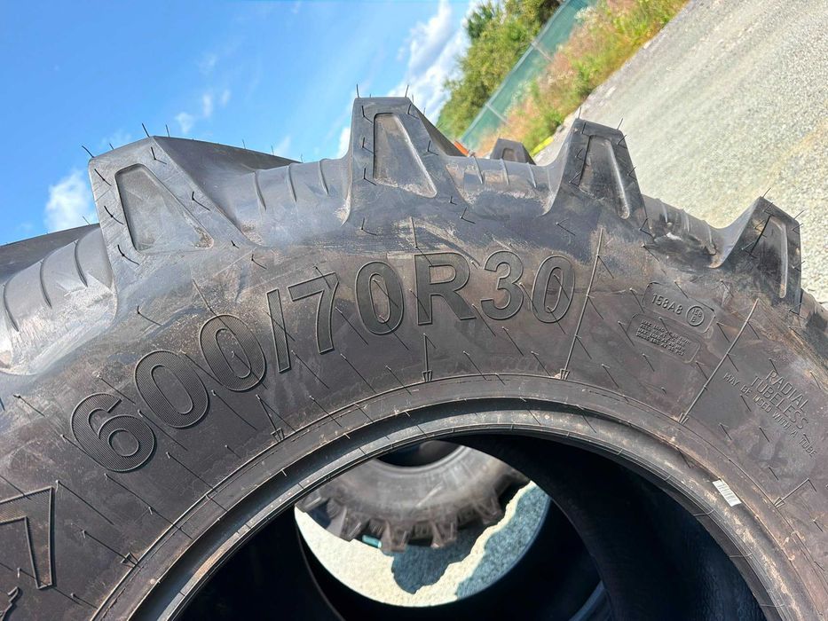 OCAZIE TAURUS Cauciucuri tractor 600/70r30 indice 158A8 anvelope tractor John Deere Fendt Case IH New Holland Massey Ferguson Deutz-Fahr Valtra