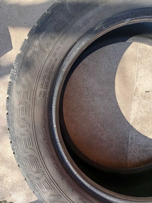 Чифт зимни гуми Gislaved 225/55/R17 V XL Euro Frost 6, запазени