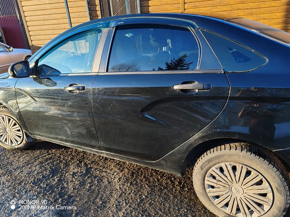 Продам машину висту 2021год