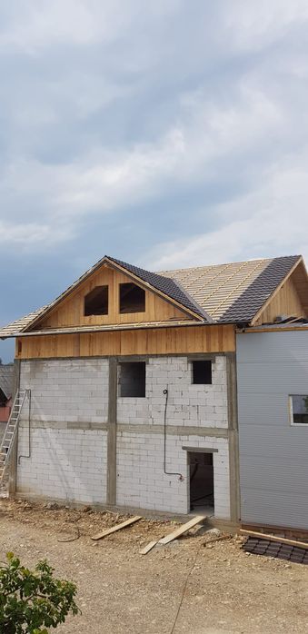 Echipa acoperisuri  reparatii