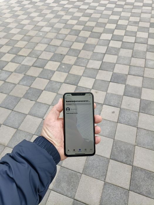 Iphone x S Max sotiladi