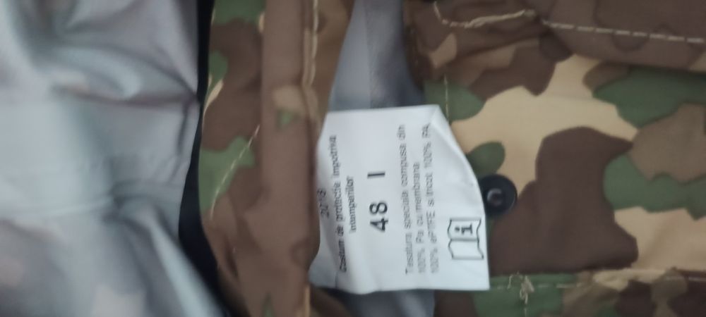 Costum intemperii