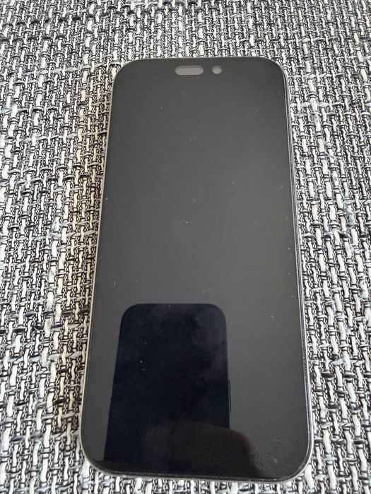 Iphone 16 pro baterie 93% 256 gb