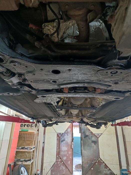 Tratament Anticoroziv Auto Sasiu Ceara cu Lanolina Antifonare Ceruire