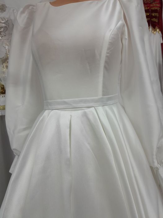 Срочно продам свадебное платье .