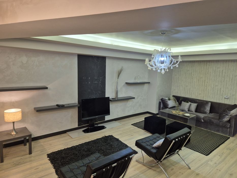 Apartament in Herastrau - închiriere,  3 camere , 150 mp