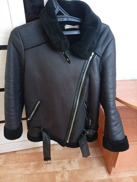 Продам дубленку женскую