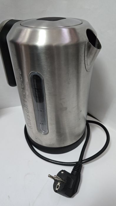 Fierbătorul de apă Russell Hobbs 14684 Allure