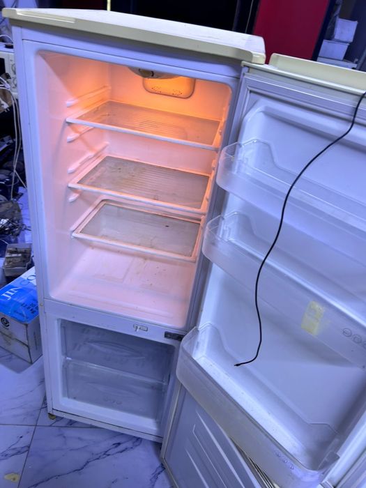 Холодьилник жаксы істеп тұр