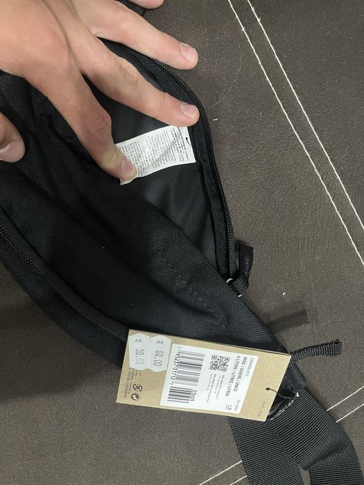 Продавам чанта на nike
