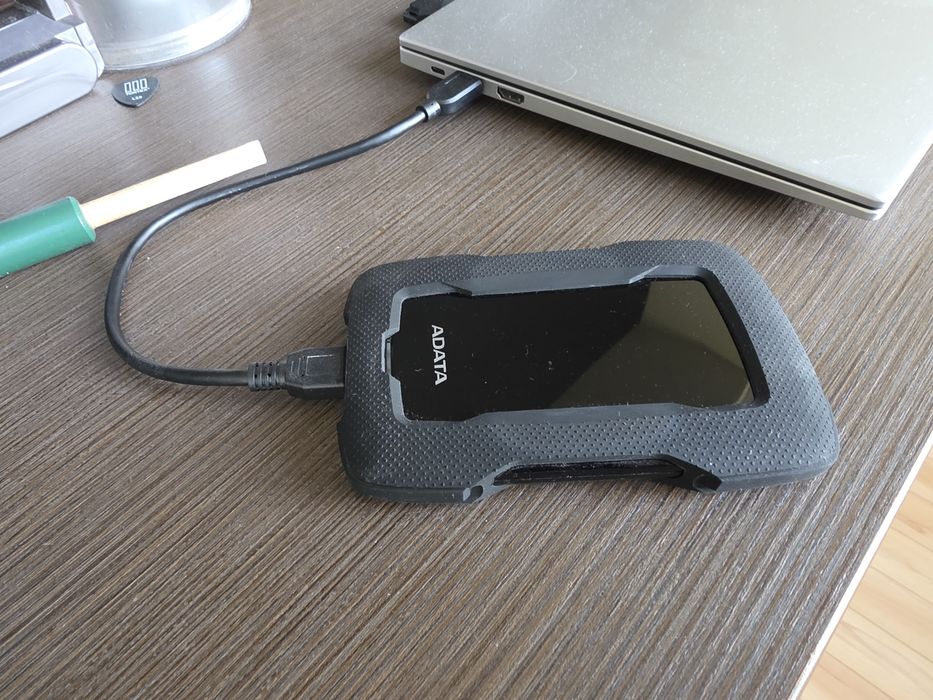 Hard Disk Extern (HDD) ADATA HD330 1TB, USB 3.2, Antişoc - ca nou