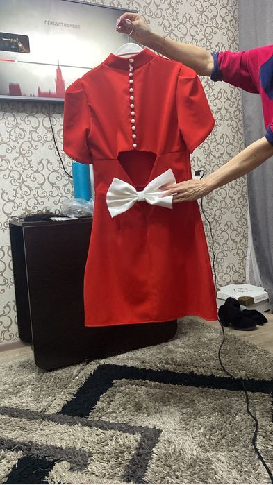 Платье нарядное