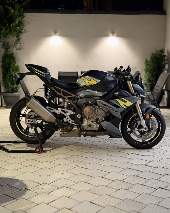 BMW S1000R  ca nou Garantie 2028 10.000 km istoric BMW