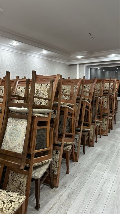 Стулья из натурального дерева