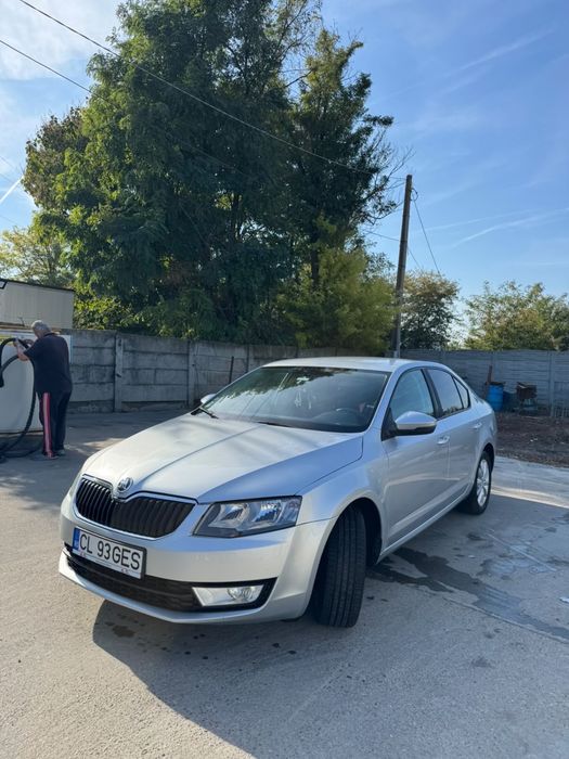 SKODA Octavia 2013 — imagine 2