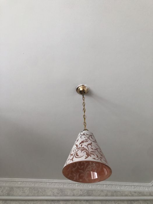 Люстры стеклянные