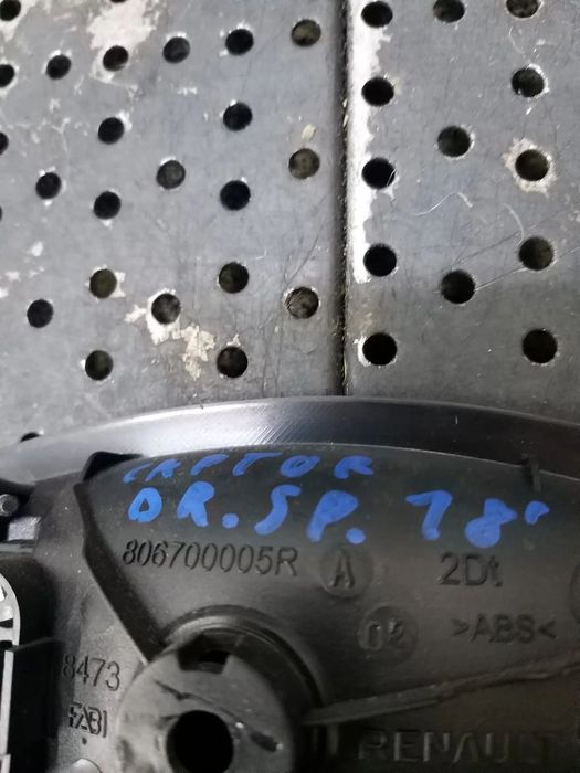 Maner interior usa dreapta spate renault captur 1 j5 h5 806700005r