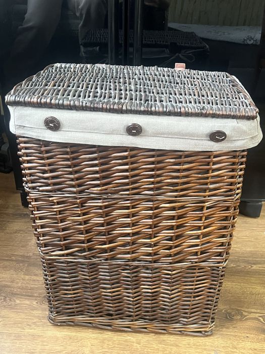 Корзина для белья дерево