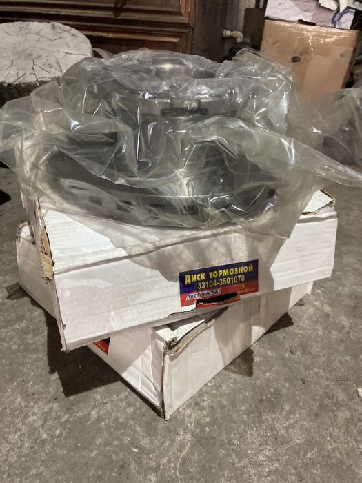 Продам тормозные диски на валдай