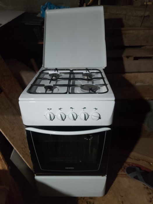Продам газ плиту
