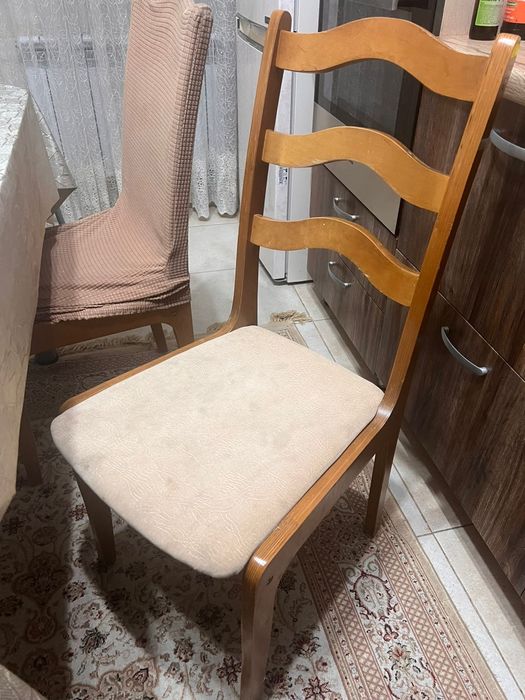 Продам деревянные стулья