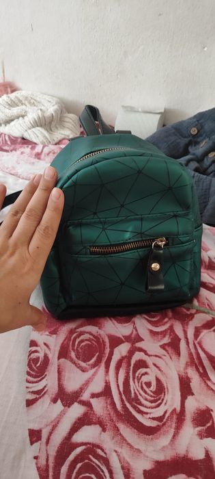 Кішкентай сумка сатылады