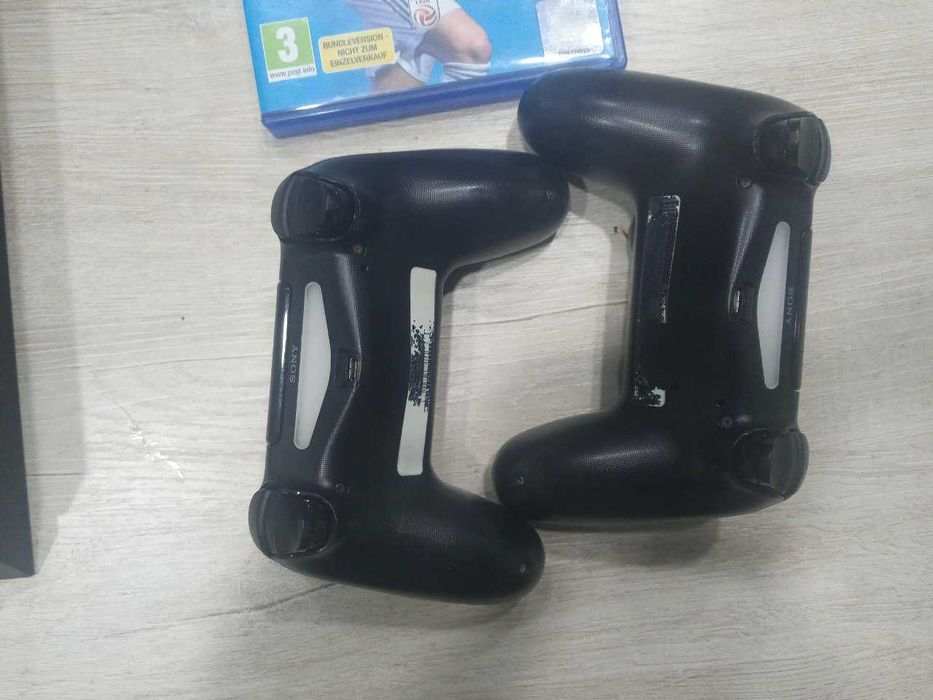 Sony Playstation 4 PS4