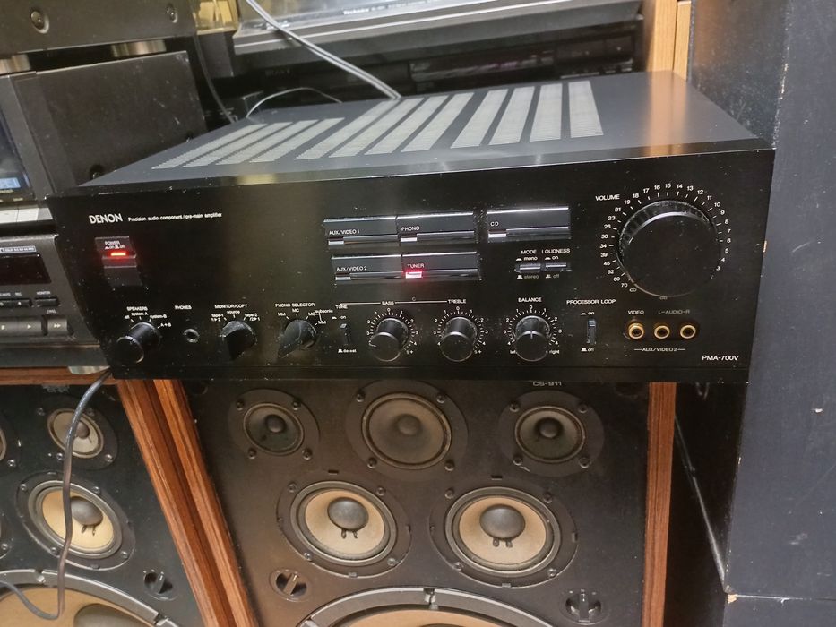Denon PMA-700v amplificator stereo made in Japan 2x105 w 8ohmi