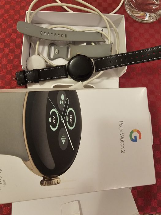 Google Pixel Watch 2 Argintiu – Ca NOU, 2 curele (Piele + Silicon), Full Box