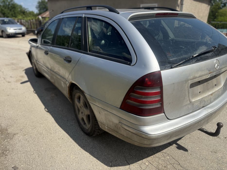 Мерцедес Ц-класа 220цди 143кс на части/Mercedes C-class 2,2cdi 143ks na chasti