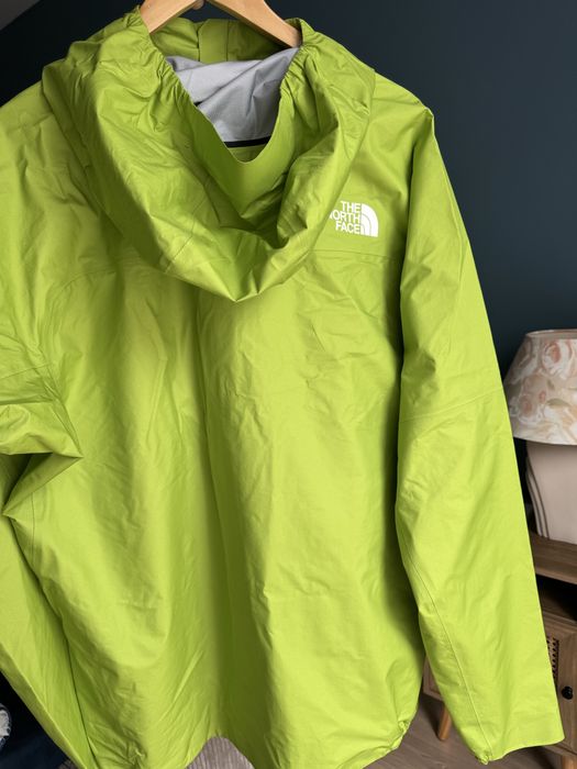 Geaca The Noth Face XL noua