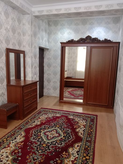 Прдаётся спальный гарнитур.
