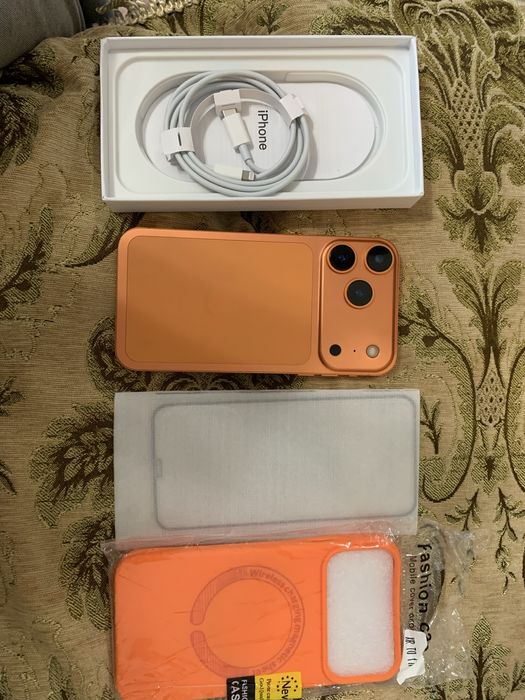 Продаю iphone xr 10