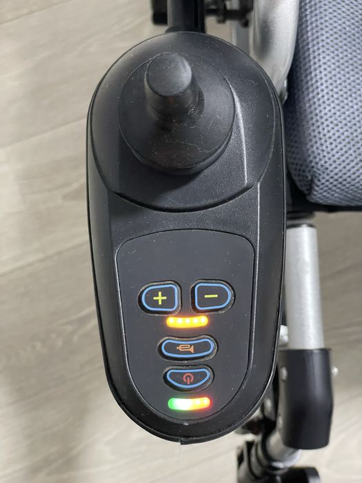 Электроприводная инвалидная коляска