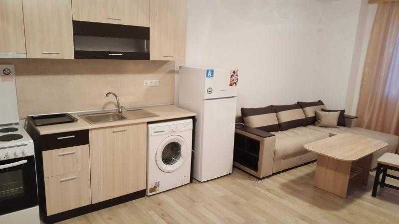 Двустаен апартамент в ж.к. Славейков