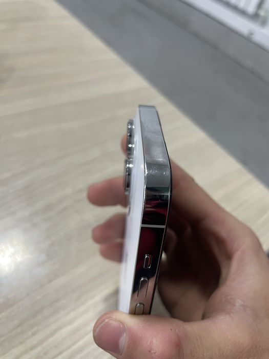 Iphone 14 pro karobka