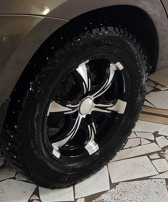 Продам диски в отличном состоянии  без резины