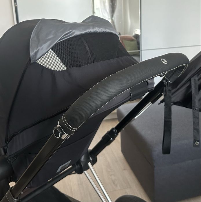 Cybex Priam 4 + чадърче и дъждобран на марката