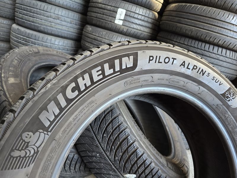 235/60/18 MICHELIN 4бр