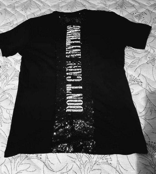 Тениски и блузи размер S-M - къс ръкав