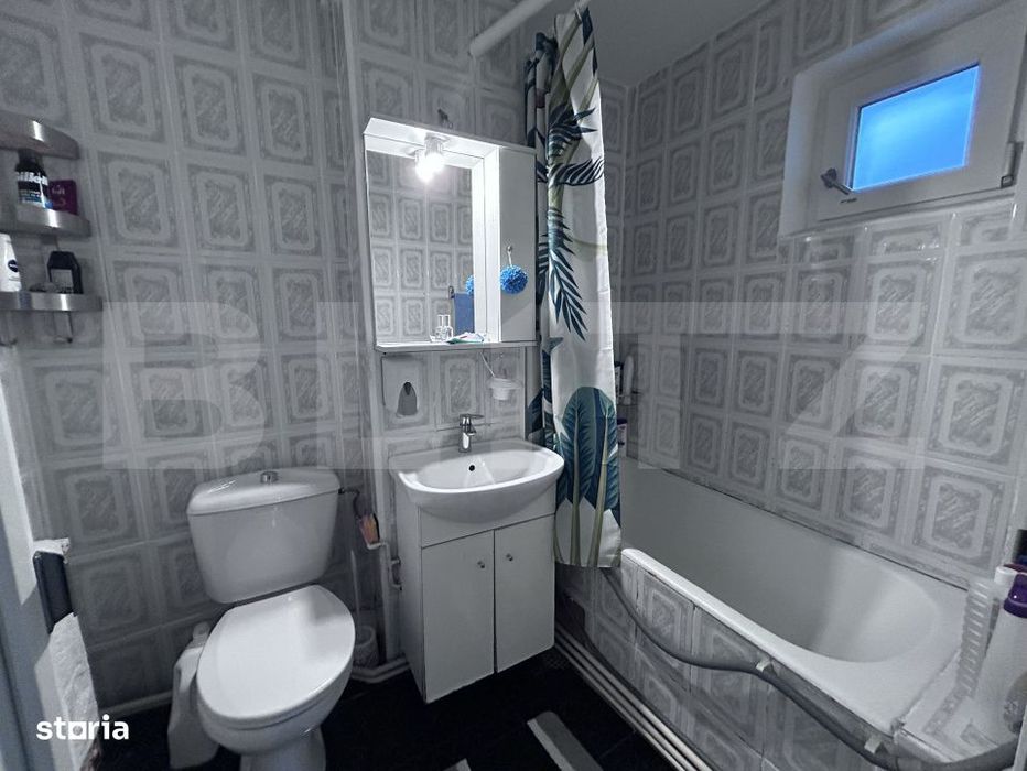 Apartament 3 camere, 68 mp, zona 9 Mai - Aleea Teilor