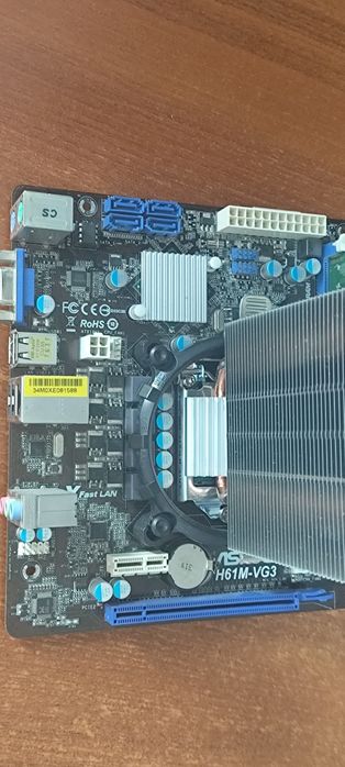 Продам материнскую плату