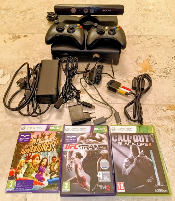Consola  Xbox 360, echipat cu Kinect,