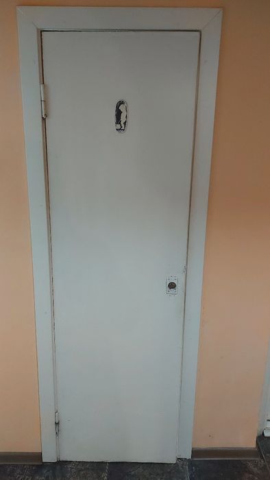 Продам двери межкомнатные