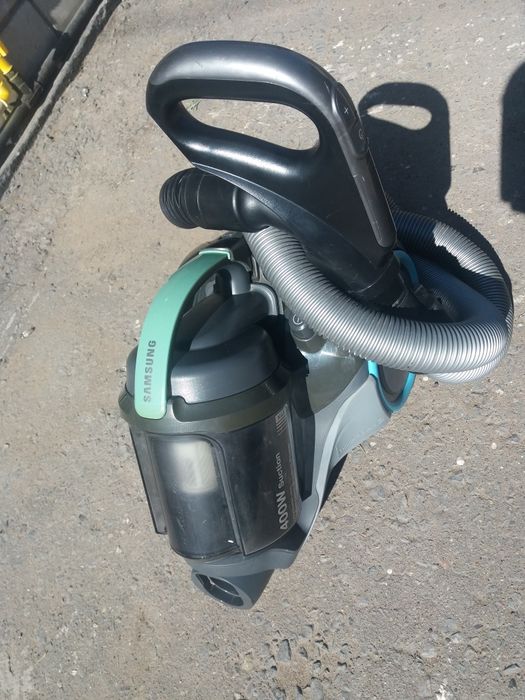 Продам пылесос самсунг