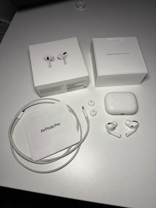 Casti Apple AirPods Pro 1st Gen