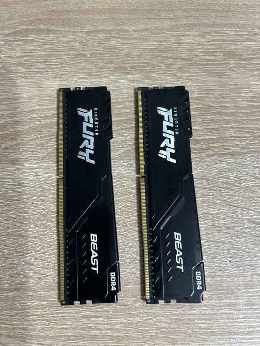Kit Memorie 16 gb RAM ddr 4