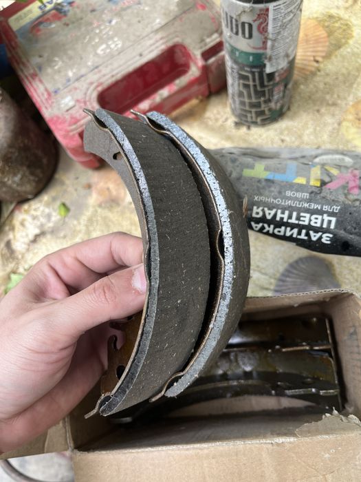 Колодки заднего тормоза